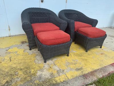 Martha Stewart Pair of Martha Stewart Wicker Chaise Lounge