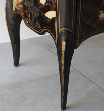 Martin Ohneberg AN 18TH CENTURY COROMANDEL LACQUER COMMODE BY MARTIN OHNEBERG