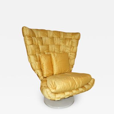 Marzio Cecchi 1970s Marzio Cecchi Italian Vintage Iconic Gold Yellow Silk Swivel Armchair