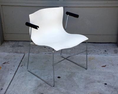Massimo Vignelli Set of 4 Handkerchief armchairs by Massimo Vignelli for Knoll