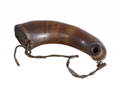 Massive Colonial Powder Horn