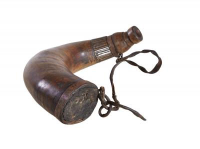 Massive Colonial Powder Horn