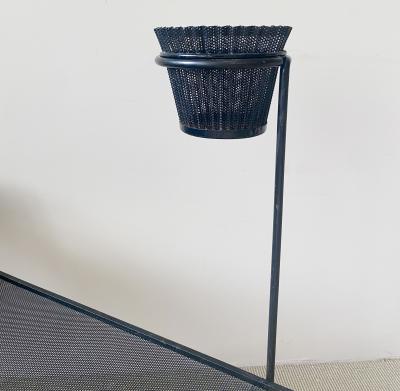 Mathieu Mat got MATHIEU MAT GOT TABLE WITH BASKET