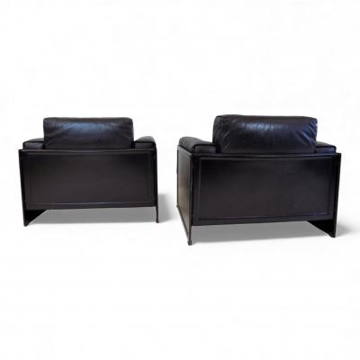 Matteo Grassi Matteo Grassi Korium KM 3 1 set of 2 leather club chairs by Tito Agnoli 1980
