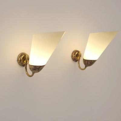 Mauri Almari Pair of Mid Century Sizable Wall Lamps 71011 Mauri Almari Idman 1950s