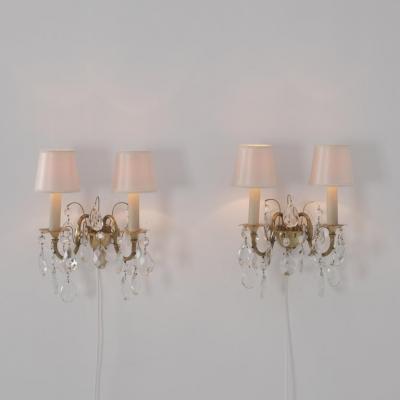 Mauri Almari Pair of Vintage Classic Crystal Wall Lamps K8 14 Mauri Almari Idman 1950s
