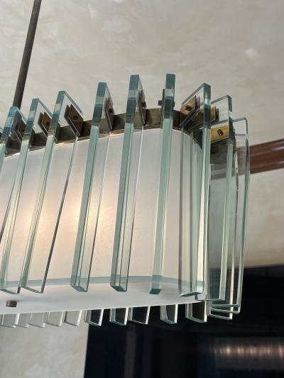 Max Ingrand Grand and Rare Linear Glass and Brass Chandelier by Max Ingrand for Fontana Arte