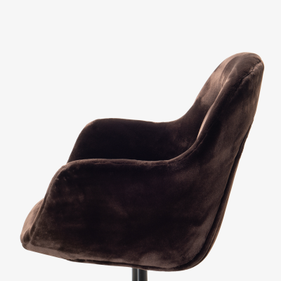 Max Pearson Max Pearson for Knoll Executive Lounge Chair in Plush Brown Italian Velvet