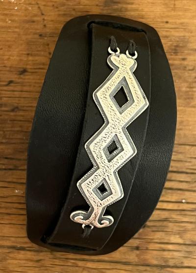 Melanie A Yazzie Contemporary Ketoh leather cuff bracelet