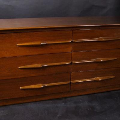 Melchiorre Bega Italian Modern Walnut 6 drawer Dresser Melchiorre Bega