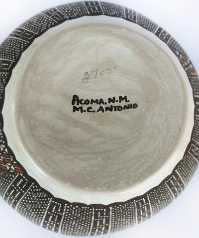 Melissa Concho Antonio Melissa Concho Antonio Acoma N M Pueblo Hand made Pot