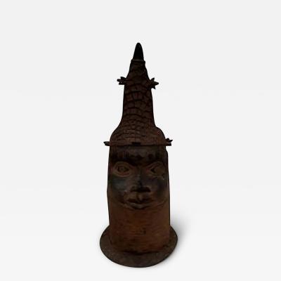 Memorial cast bronze head benin