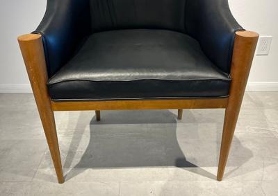 Michael Graves A Set of 6 American Modern Birch and Leather Armchairs Michael Graves for Suna