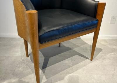 Michael Graves A Set of 6 American Modern Birch and Leather Armchairs Michael Graves for Suna