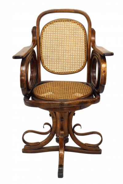 Michael Thonet Austrian Bentwood Scroll Swivel Chair