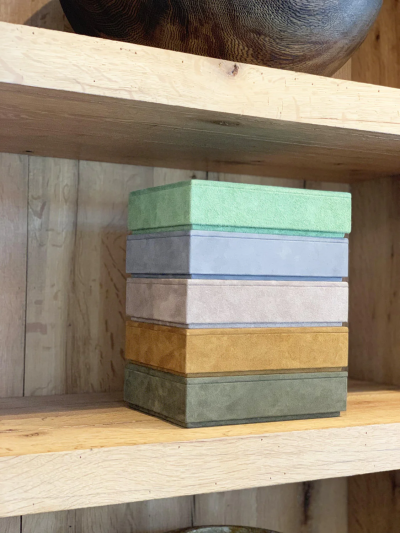 Michael Verheyden LETTERBOX IN SUEDE