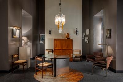 Michel Boyer Michel Boyer circular dining table in steel and glass France 1970s