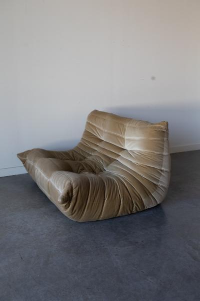 Michel Ducaroy Togo 2 Seater Sofa by Michel Ducaroy for Ligne Roset