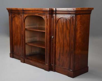 Mid 19th century mahogany breakfront bookcase with Gothic influence