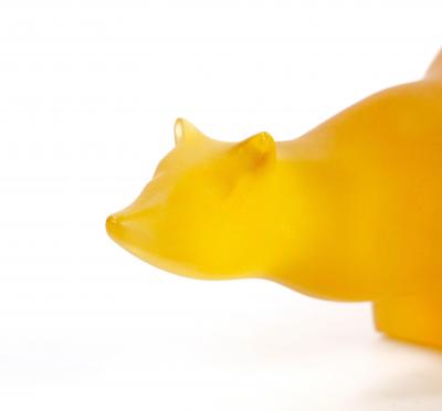 Mid 20th Century Amber Orange Decorative Sculpture Of A Bear