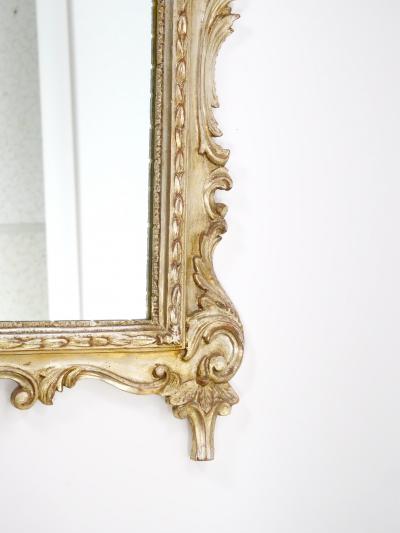 Mid 20th Century Italian Rococo Style Carved Giltwood Wall Mirror