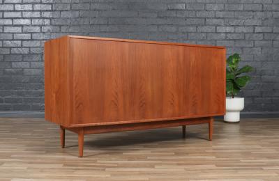 Mid Century Danish Modern Teak 8 Drawer Dresser