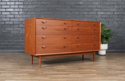 Mid Century Danish Modern Teak 8 Drawer Dresser