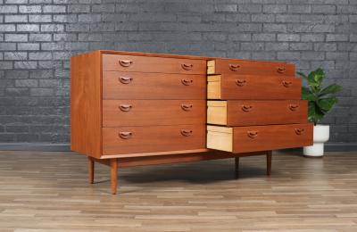 Mid Century Danish Modern Teak 8 Drawer Dresser