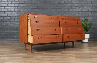 Mid Century Danish Modern Teak 8 Drawer Dresser