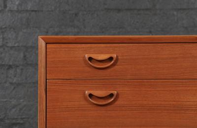 Mid Century Danish Modern Teak 8 Drawer Dresser