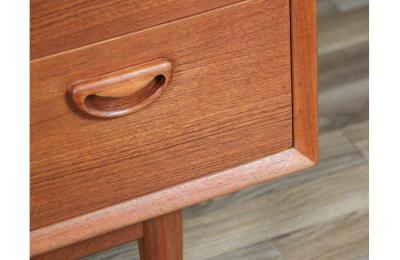 Mid Century Danish Modern Teak 8 Drawer Dresser