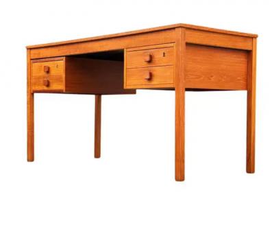 Mid Century Danish Modern Teak Executive Desk or Writing Table