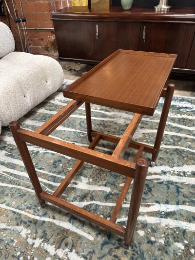 Mid Century Expandable Wood Italian Coffee Table 1980s