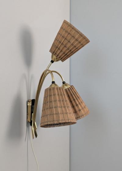 Mid Century Finnish Design Wall Lamp in Brass Wooden Slatted Shades 1950s