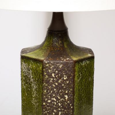 Mid Century Green Umber Ceramic Lava Glaze Table Lamp w Antiqued Fittings