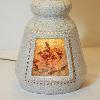 Mid Century Illuminated Amber Resin Naturalistic Motif White Ceramic Table Lamp