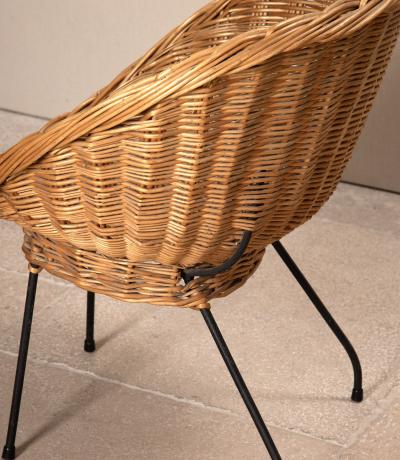 Mid Century Italian Wicker Salon Set Four Lounge Chairs and Circular Table
