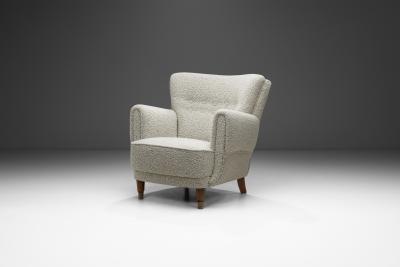 Mid Century Modern Armchair Upholstered in Boucl Fabric Europe 20th Century
