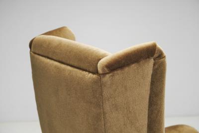 Mid Century Modern Armchairs in Velvet with Black Steel Frames Italy 1960s