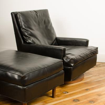 Mid Century Modern Black Leather Reclining Chair and Ottoman by Milo Baughman 