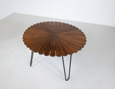 Mid Century Modern Italian Flower Shaped Side Table Italy 1960s