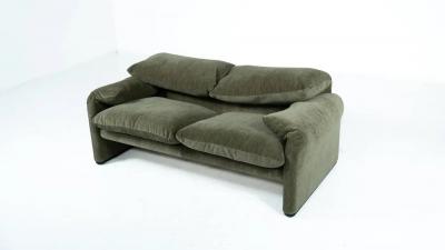 Mid Century Modern Maralunga Sofa by Vico Magistretti for Cassina