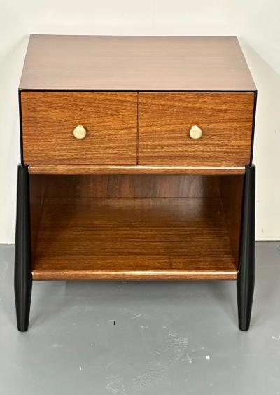 Mid Century Modern Nightstand End Table West Michigan Furniture Co Frank Metz