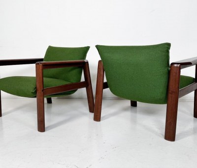 Mid Century Modern Pair of Armchairs Green Fabric and Wood Italy 1960s