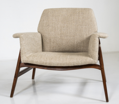 Mid Century Modern Pair of Armchairs in the style of Gianfranco Frattini Italy