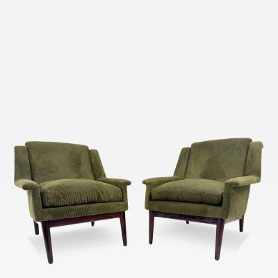 Mid Century Modern Pair of Italian Armchairs Green Velvet 1960s