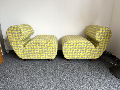 Mid Century Modern Pair of Slipper chairs P Italy 1970s