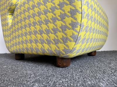 Mid Century Modern Pair of Slipper chairs P Italy 1970s