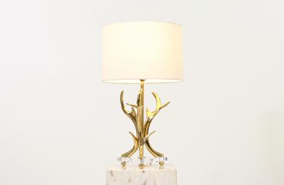 Mid Century Modern Sculpted Brass Horns Lucite Table Lamp