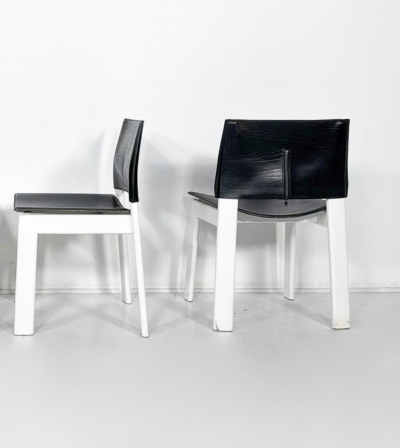 Mid Century Modern Set of 4 Armchairs Wood and Leather Italy 1970s